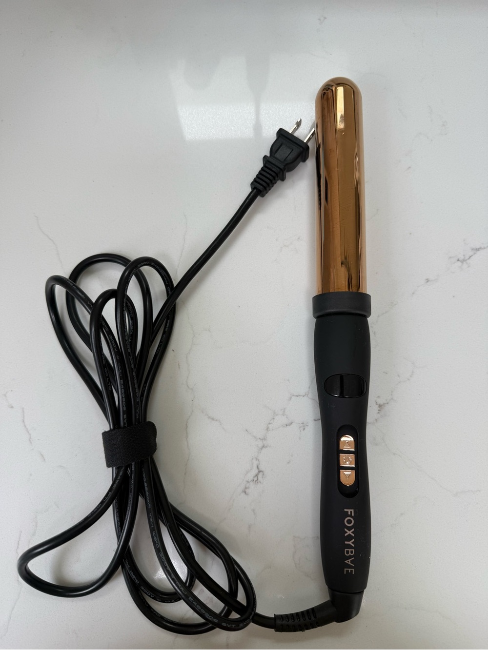 FoxyBae Gold and Black Curling Wand